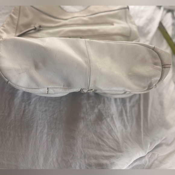 Tiganello Cream Leather Bag - Picture 5 of 10